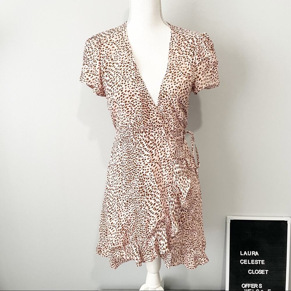 Kittenish animal print wrap dress short sleeve ruffle size small